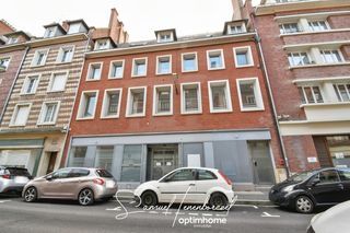  Immeuble � vendre 15 + pi�ces 517 m�