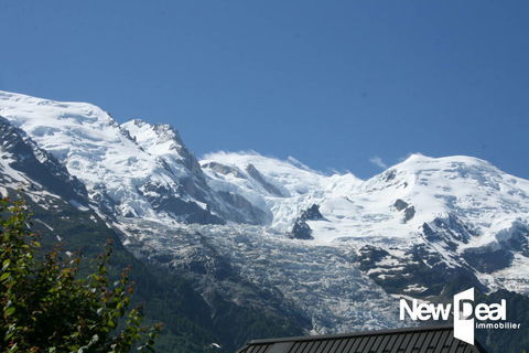 FONDS DE COMMERCE BAR RESTAURANT INSTITUTIONNEL CHAMONIX MONT BLANC CENTRE 1800000 74400 Chamonix mont blanc