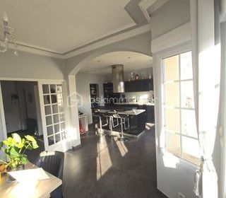 Maison � vendre 10 pi�ces 170 m�