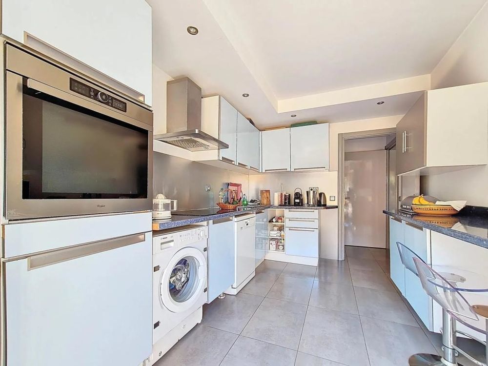 � vendre  Appartement Cagnes-sur-Mer (06800)