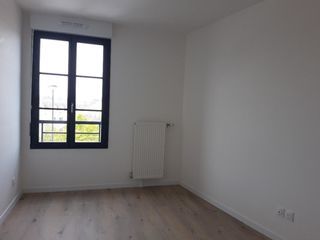  Appartement � louer 4 pi�ces 77 m�
