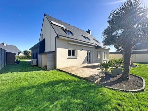   Maison moderne de 2005  7 pi�ces PLOUGUIN (29) Maison - 7 pi�ce(s) - 138 m�