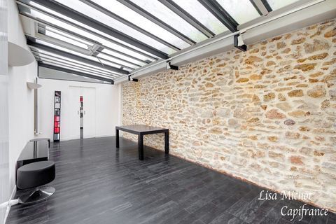 Ternes - Maillot, Local 3 pi&egrave;ces style atelier, bureau ou cabinet  avec terrasse sans vis &agrave; vis 750000 75017 Paris 17eme arrondissement