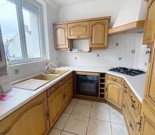  Immeuble � vendre 3 pi�ces 170 m�