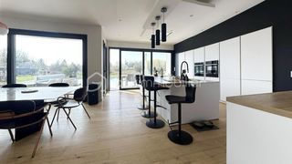  Villa � vendre 6 pi�ces 273 m�