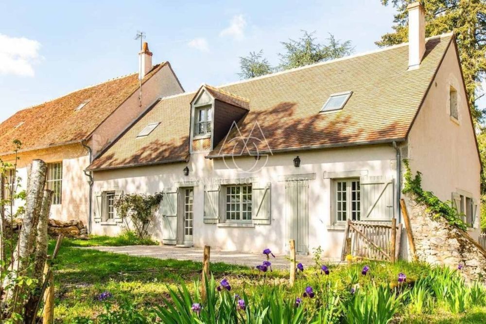 � vendre  Propri�t�/ch�teau Blois (41000)