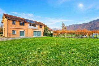  Maison � vendre 5 pi�ces 230 m�