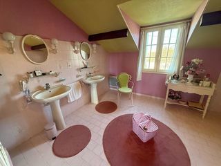  Maison � vendre 10 pi�ces 221 m�