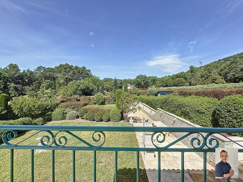 � vendre  Maison Besse-sur-Issole (83890)