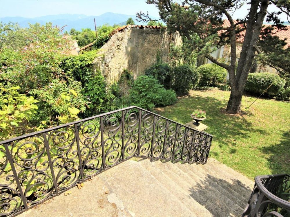 � vendre  Propri�t�/ch�teau Corsavy (66150)