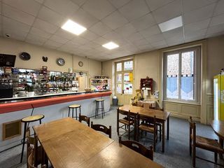  Immeuble � vendre 10 pi�ces 270 m�