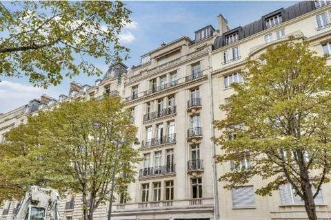 Avenue Hoche STANDING 53207 75008 Paris