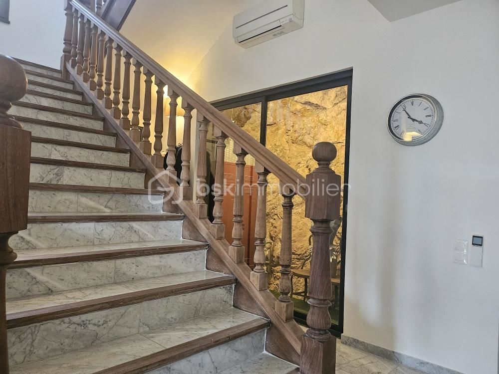 � vendre  Propri�t�/ch�teau S�te (34200)