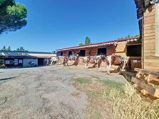  Maison � vendre 10 pi�ces 220 m�