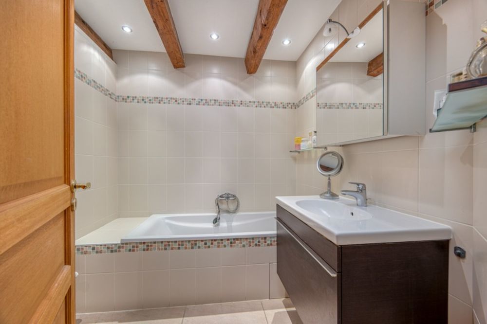 � vendre  Maison �chenevex (01170)