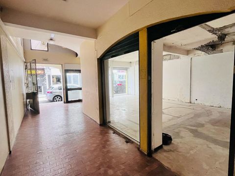 Local commercial Fort De France 80 m2 245000 97200 Fort de france