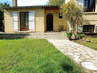  Villa � vendre 7 pi�ces 165 m�