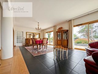  Maison � vendre 9 pi�ces 210 m�