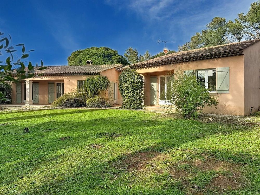 � vendre  Villa Roquebrune-sur-Argens (83520)