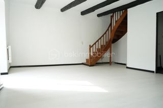  Immeuble � vendre 13 pi�ces 300 m�