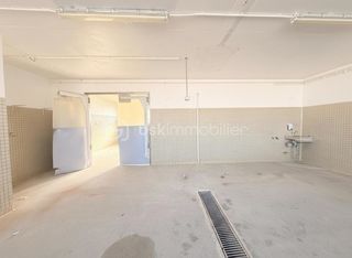  Parking / Garage � vendre 83 m�