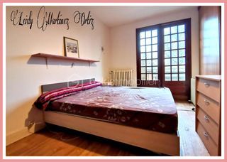  Immeuble � vendre 15 + pi�ces 300 m�