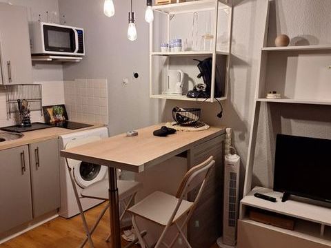   Appartement de 30m2 � louer sur S�te Appartement - 2 pi�ce(s) - 30 m�