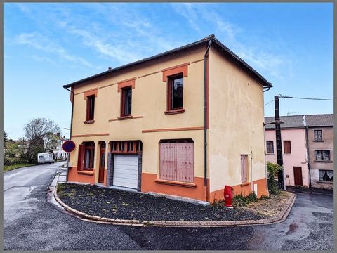   Maison et grange attenante Maison - 6 pi�ce(s) - 96 m�