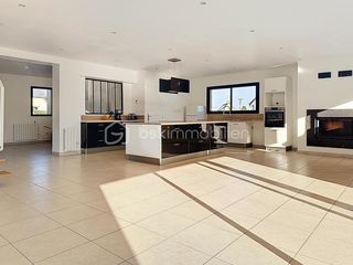  Maison � vendre 6 pi�ces 171 m�