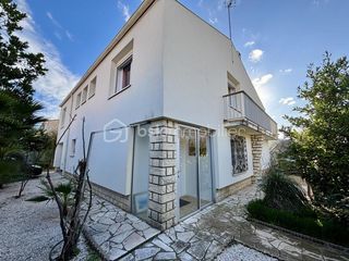  Maison � vendre 4 pi�ces 145 m�