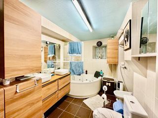  Maison � vendre 9 pi�ces 200 m�