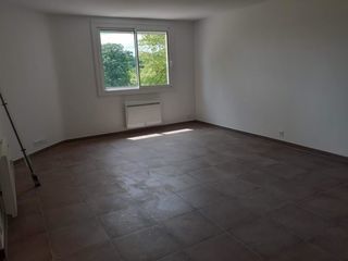  Appartement � louer 4 pi�ces 109 m�