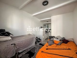  Immeuble � vendre 10 pi�ces 203 m�