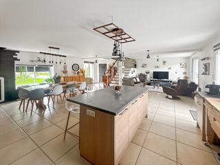  Maison � vendre 6 pi�ces 192 m�