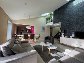  Maison � vendre 10 pi�ces 340 m�