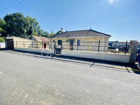   Pavillon individuel en pierre de taille Maison - 4 pi�ce(s) - 70 m�