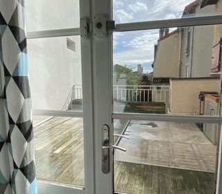  Immeuble � vendre 5 pi�ces 131 m�