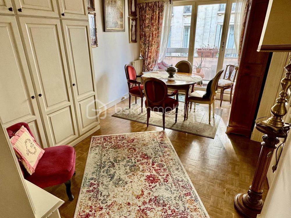 � vendre  Appartement Paris 10