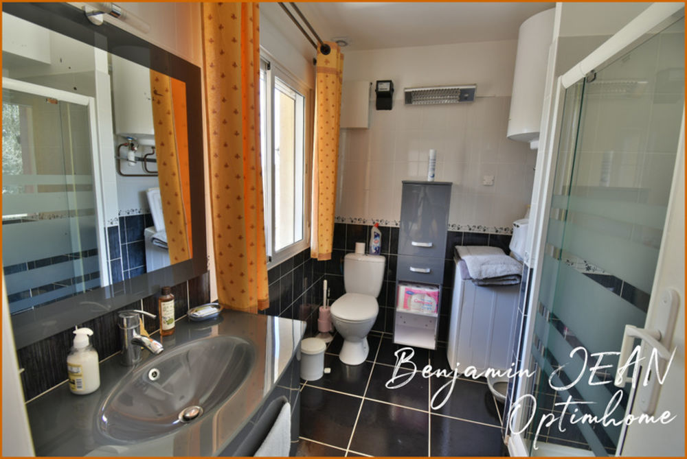 � vendre  Maison Vendres (34350)