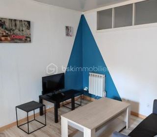  Immeuble � vendre 15 + pi�ces 355 m�