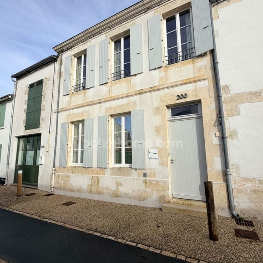 � vendre  Maison Le Bois-Plage-en-R� (17580)