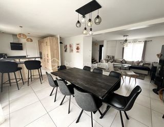  Maison � vendre 8 pi�ces 130 m�