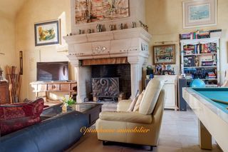  Maison � vendre 9 pi�ces 304 m�