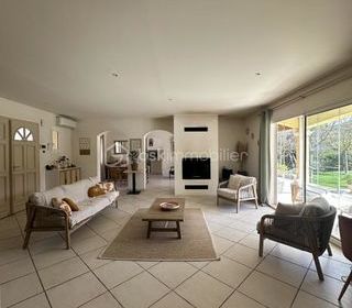  Propri�t�/ch�teau � vendre 7 pi�ces 222 m�