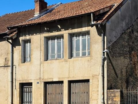   Maison Mitoyenne � R�nover,id�al investisseur, 3 �tages et sous sol  (39) Maison - 3 pi�ce(s) - 180 m�