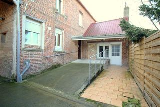  Immeuble � vendre 5 pi�ces 138 m�