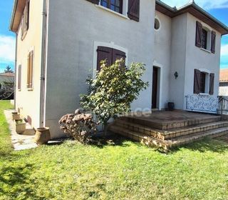  Maison � vendre 6 pi�ces 200 m�