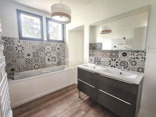  Maison � vendre 8 pi�ces 146 m�