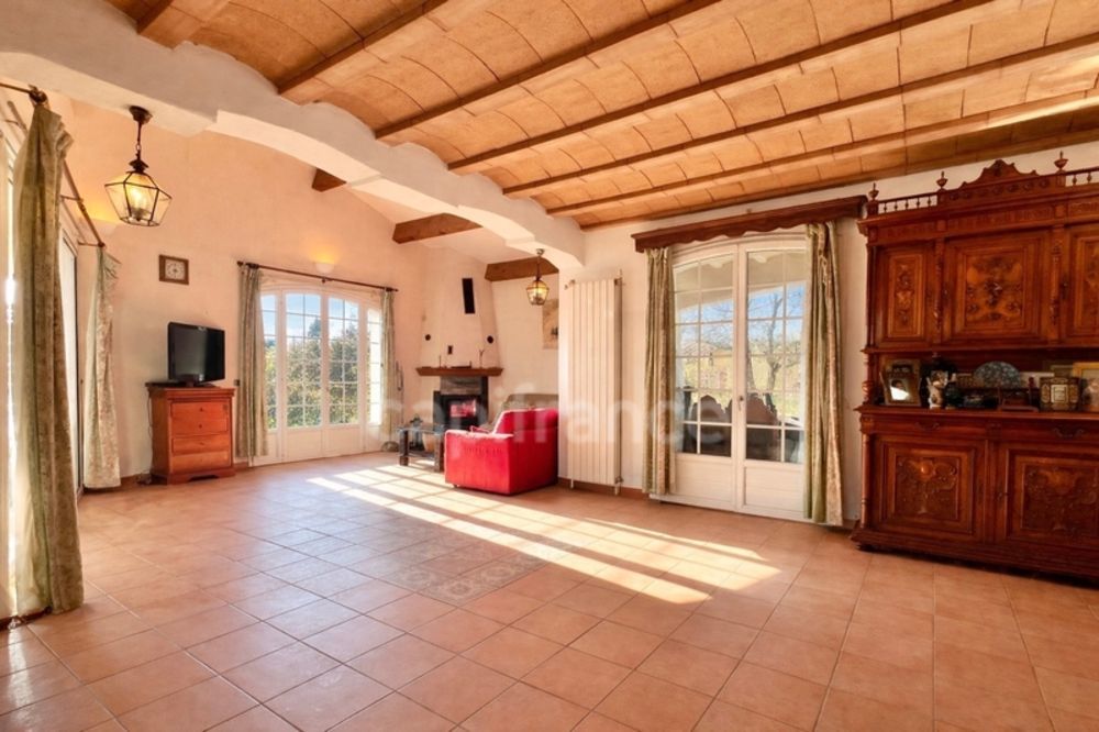 � vendre  Maison Aigues-Mortes (30220)