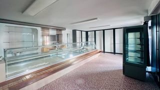  Immeuble � vendre 10 pi�ces 98 m�